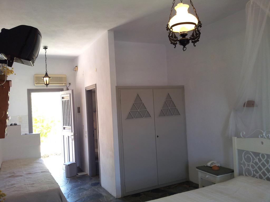 Ostria Studios Platis Gialos  Oda fotoğraf